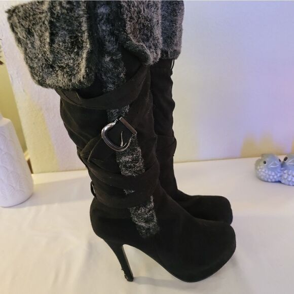 Venus suede & fur high heel boots. - Picture 2 of 8